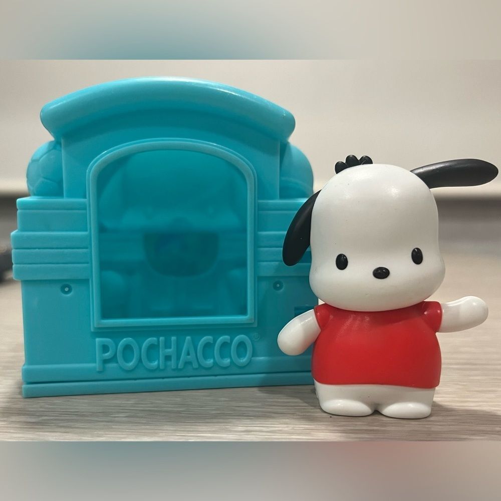 Sanrio Pochacco 2016 McDonald’s Happy Meal Toy Figure and Sports Shop #6